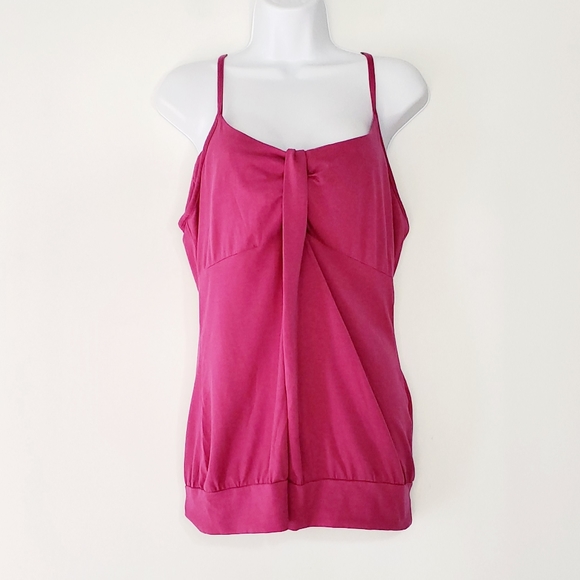 Patagonia Tops - Patagonia women's light purple sports top